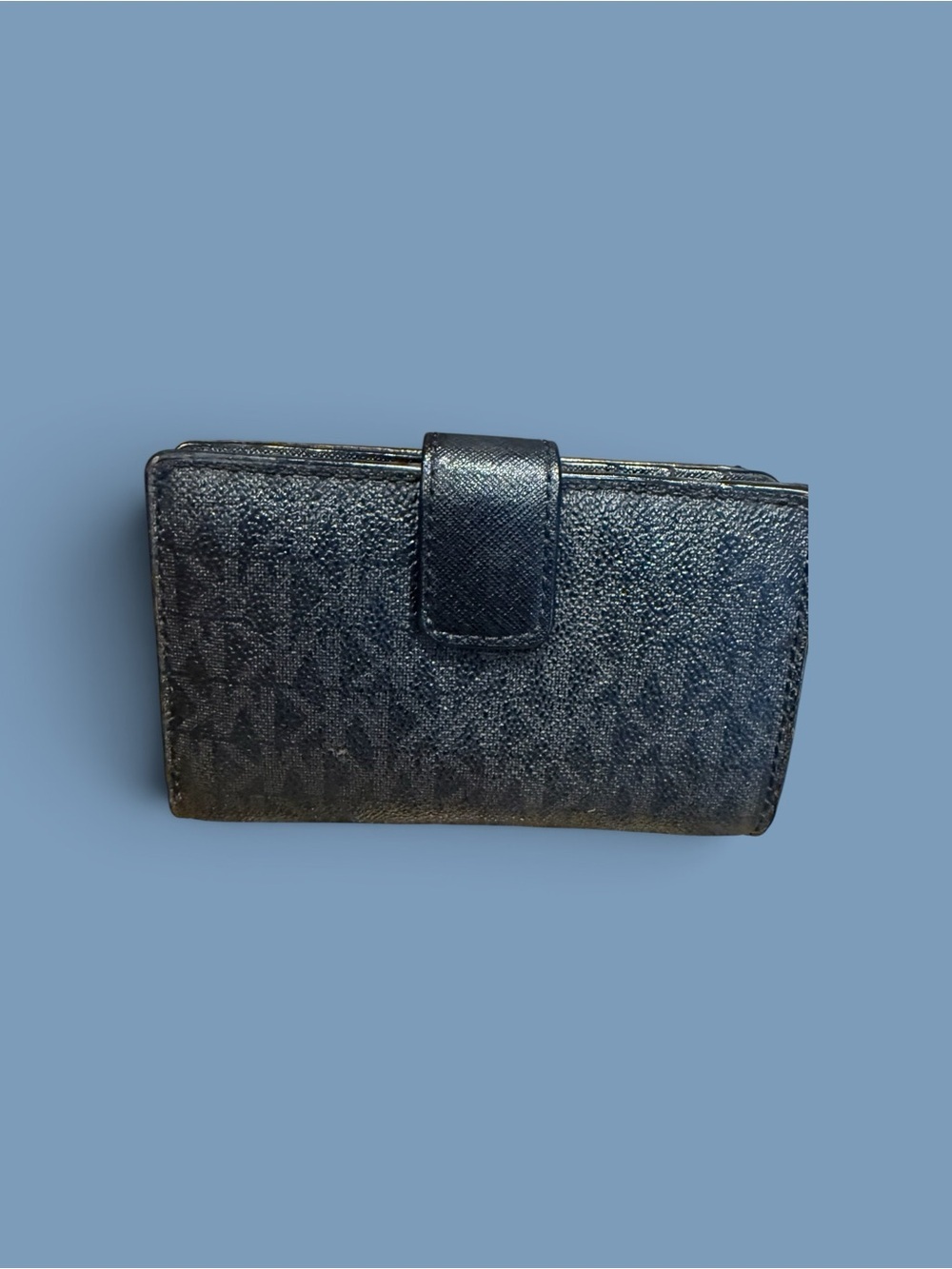 🖤Michael Kors Black Textured Leather Zip
Wallet Snap Closure ID Holder🖤 - Picture 2 of 6